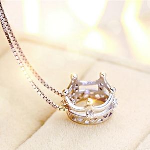 NEW 925 STERLING SILVER PLATED CROWN NECKLACE
